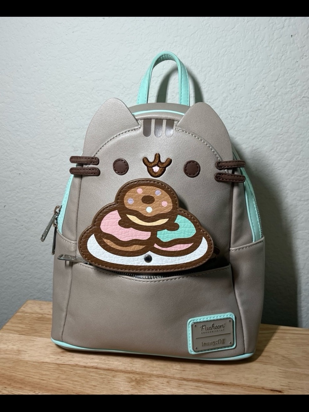 Loungefly Pusheen Mini Backpack Women’s Donut